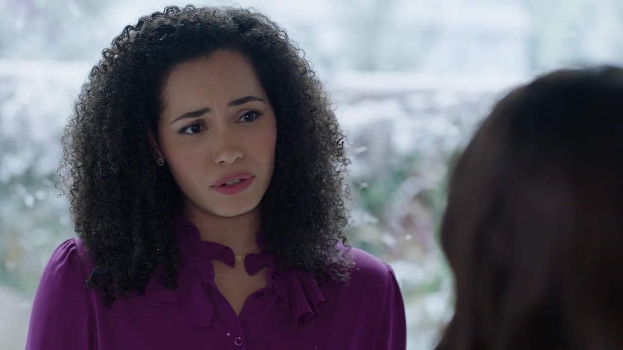 Charmed-Online-dot-nl_Charmed-1x09JingleHell01118.jpg