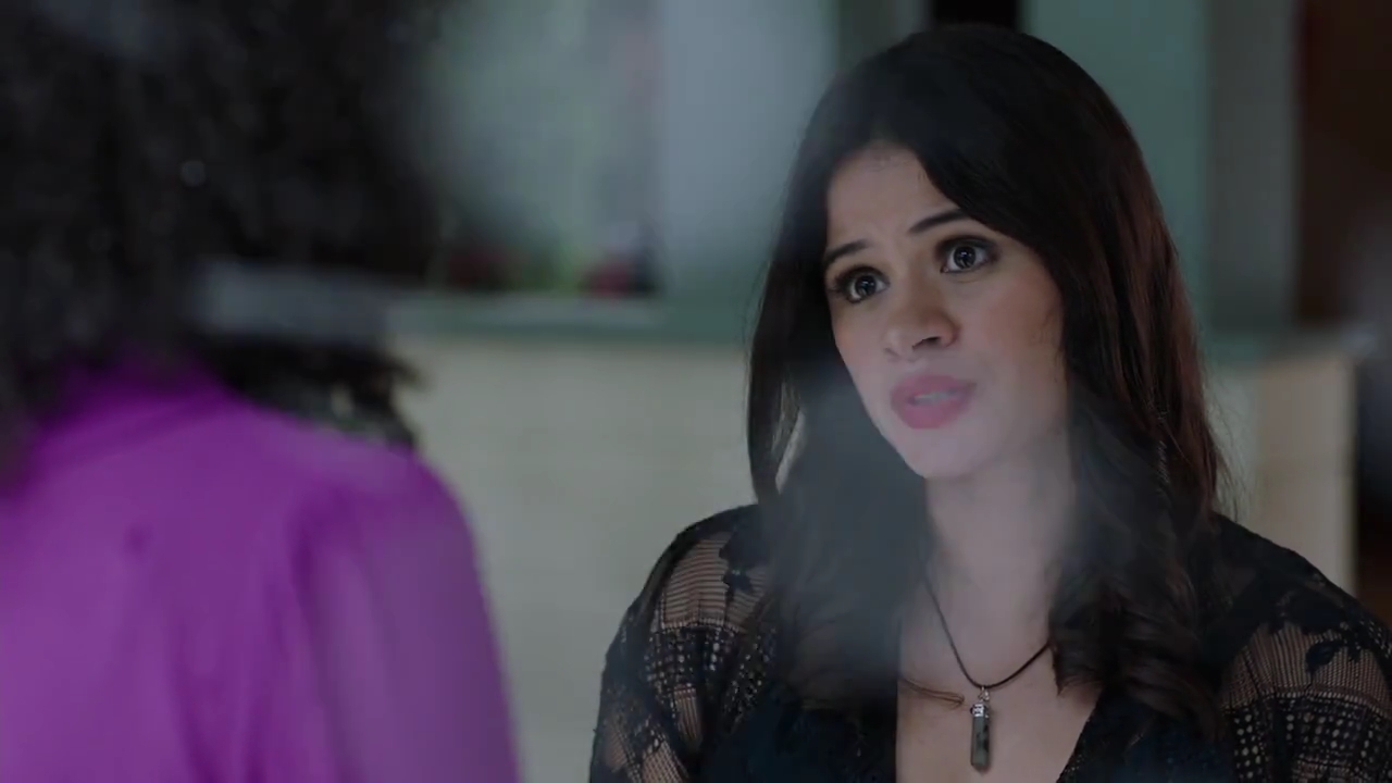 Charmed-Online-dot-nl_Charmed-1x09JingleHell01126.jpg Charmed-Online-dot-nl_Charmed-1x09JingleHell01126.jpg