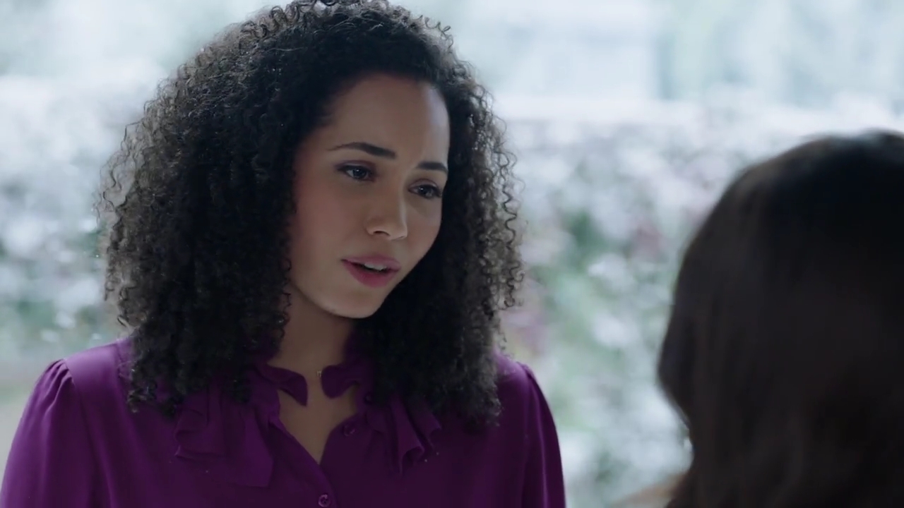Charmed-Online-dot-nl_Charmed-1x09JingleHell01129.jpg
