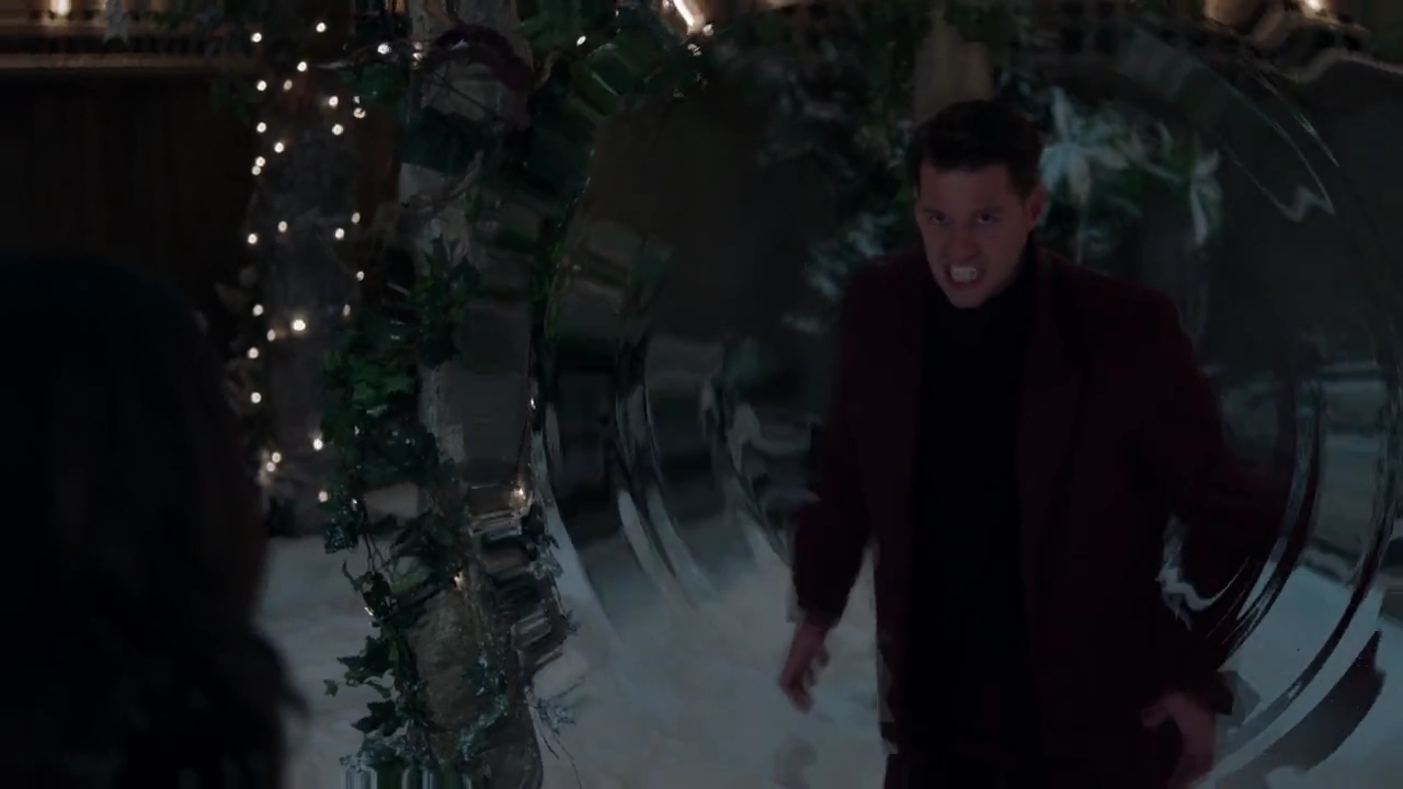 Charmed-Online-dot-nl_Charmed-1x09JingleHell01864.jpg Charmed-Online-dot-nl_Charmed-1x09JingleHell01864.jpg