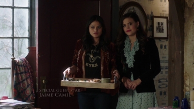 Charmed-Online-dot-nl_Charmed-1x11WitchPerfect00168.jpg