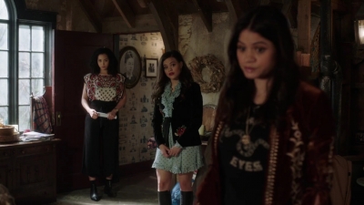 Charmed-Online-dot-nl_Charmed-1x11WitchPerfect00213.jpg