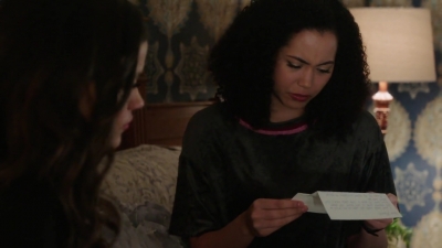 Charmed-Online-dot-nl_Charmed-1x11WitchPerfect02435.jpg