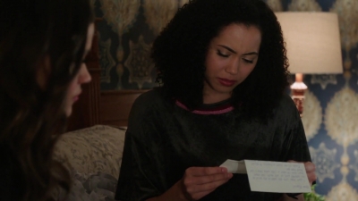 Charmed-Online-dot-nl_Charmed-1x11WitchPerfect02440.jpg