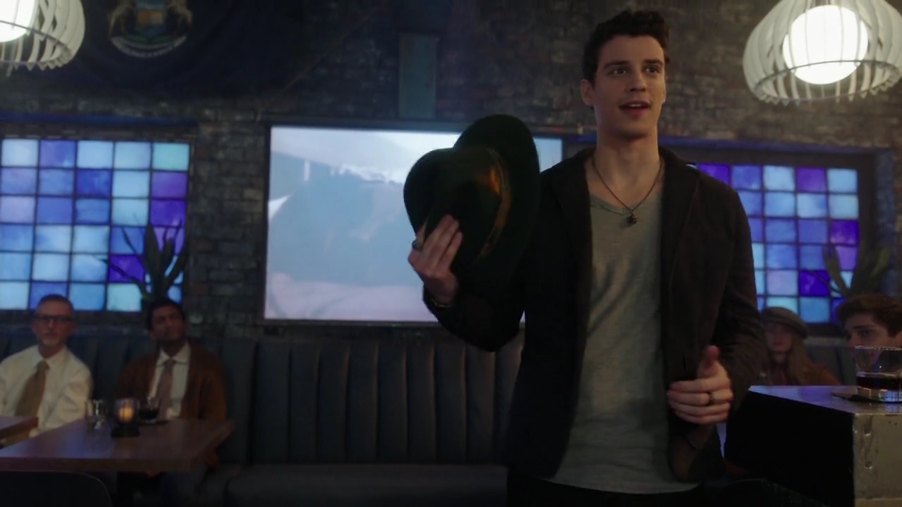 Charmed-Online-dot-nl_Charmed-1x13ManicPixieNightmare00374.jpg Charmed-Online-dot-nl_Charmed-1x13ManicPixieNightmare00374.jpg