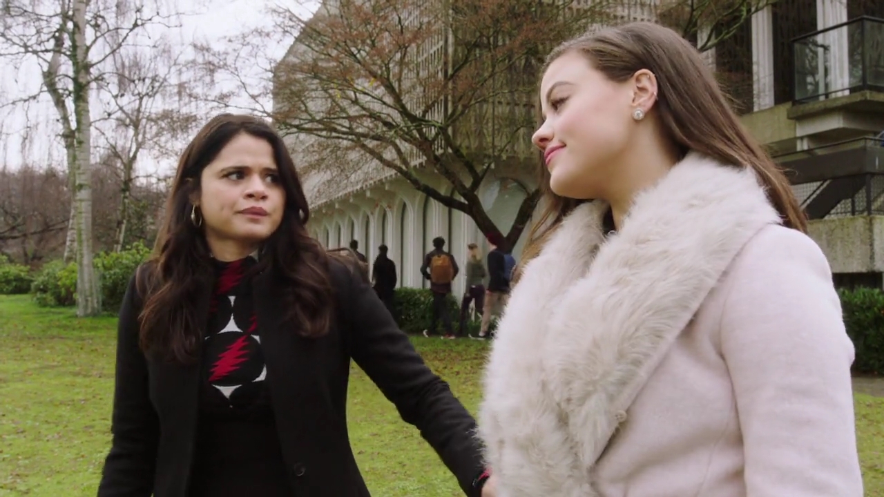 Charmed-Online-dot-nl_Charmed-1x13ManicPixieNightmare01015.jpg