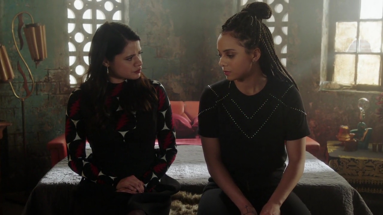 Charmed-Online-dot-nl_Charmed-1x13ManicPixieNightmare01135.jpg