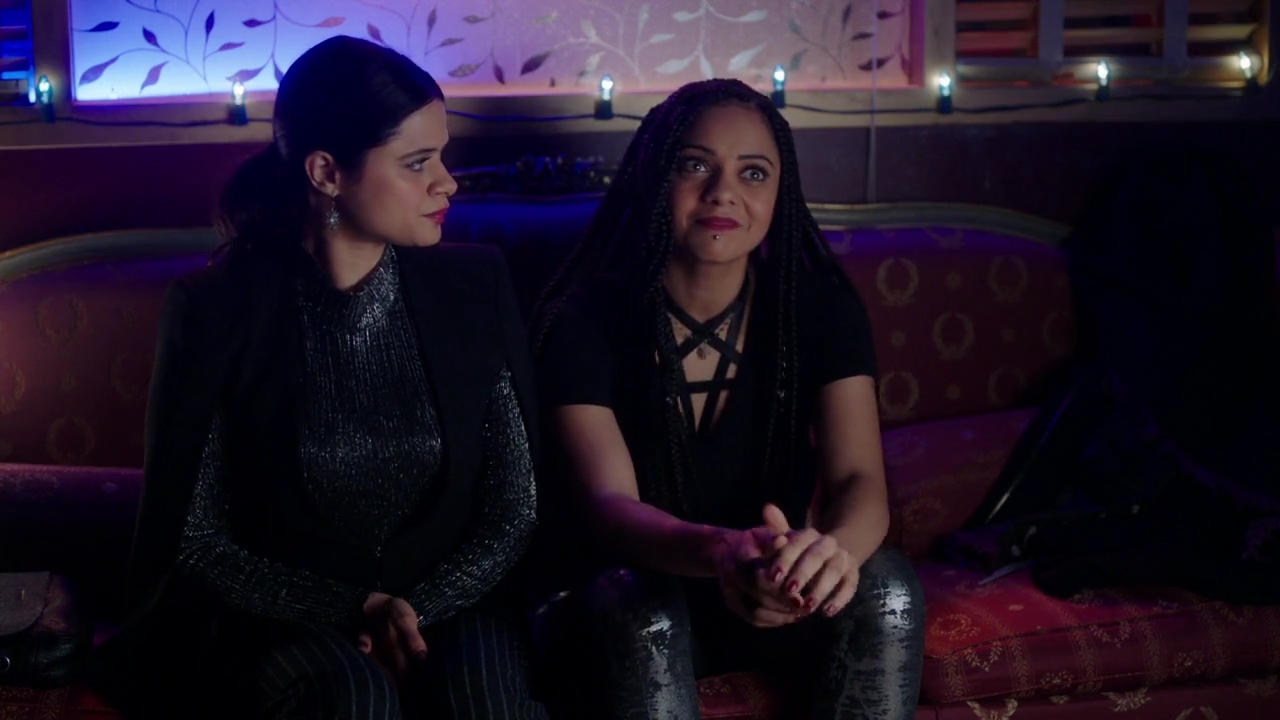 Charmed-Online-dot-nl_Charmed-1x14TouchedByADemon00890.jpg