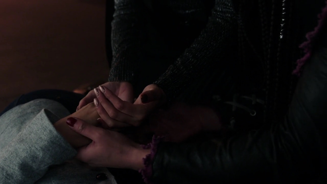 Charmed-Online-dot-nl_Charmed-1x14TouchedByADemon01471.jpg Charmed-Online-dot-nl_Charmed-1x14TouchedByADemon01471.jpg