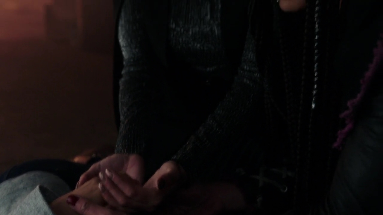 Charmed-Online-dot-nl_Charmed-1x14TouchedByADemon01472.jpg Charmed-Online-dot-nl_Charmed-1x14TouchedByADemon01472.jpg