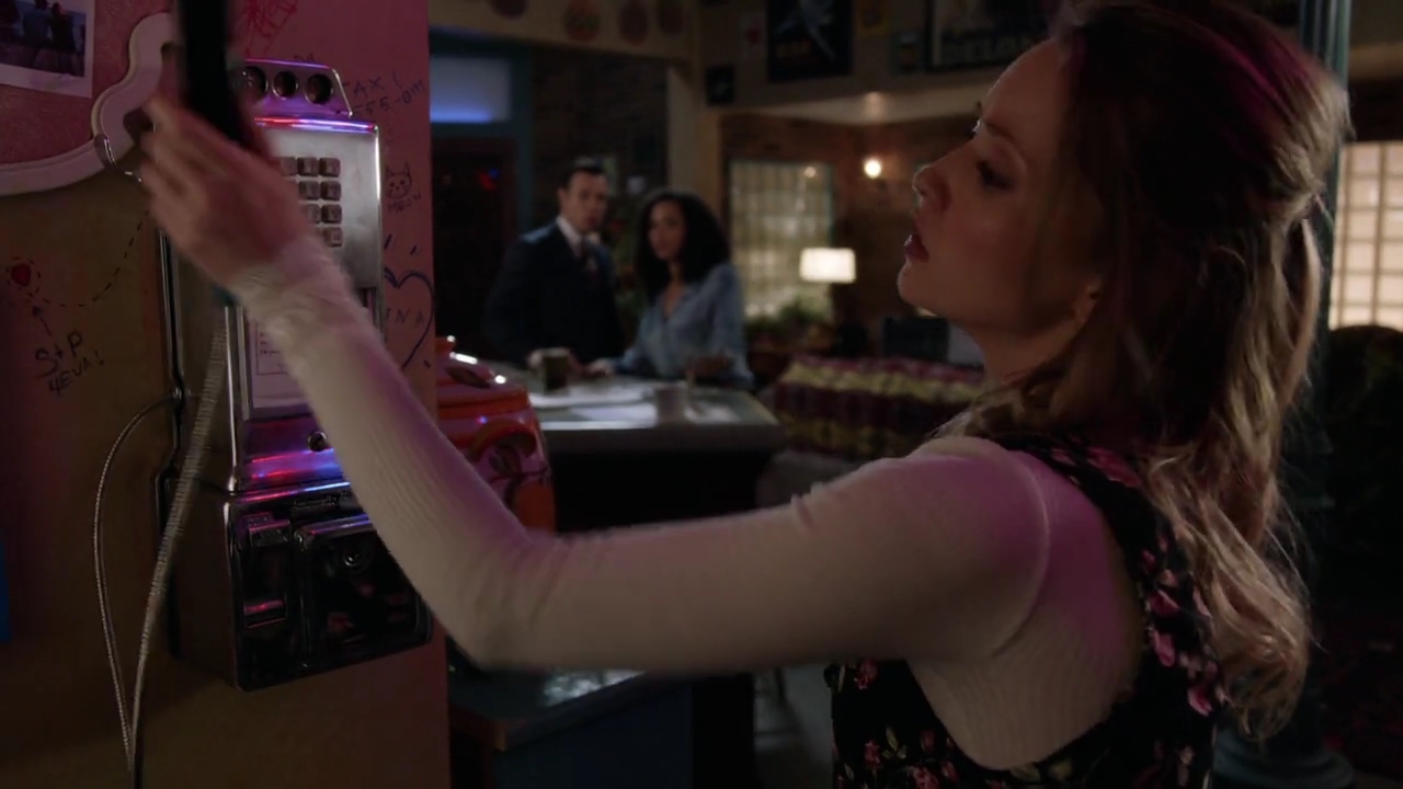 Charmed-Online-dot-nl_Charmed-1x14TouchedByADemon01511.jpg