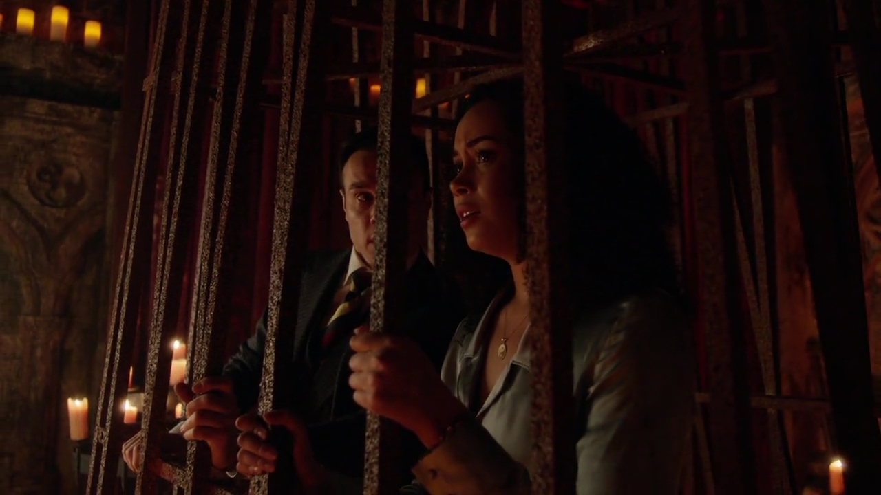 Charmed-Online-dot-nl_Charmed-1x14TouchedByADemon01591.jpg Charmed-Online-dot-nl_Charmed-1x14TouchedByADemon01591.jpg