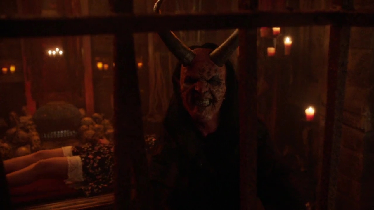 Charmed-Online-dot-nl_Charmed-1x14TouchedByADemon01673.jpg Charmed-Online-dot-nl_Charmed-1x14TouchedByADemon01673.jpg