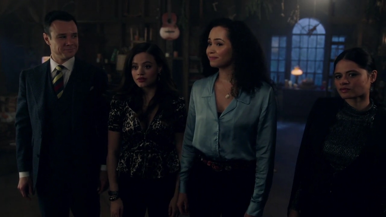 Charmed-Online-dot-nl_Charmed-1x14TouchedByADemon02014.jpg Charmed-Online-dot-nl_Charmed-1x14TouchedByADemon02014.jpg