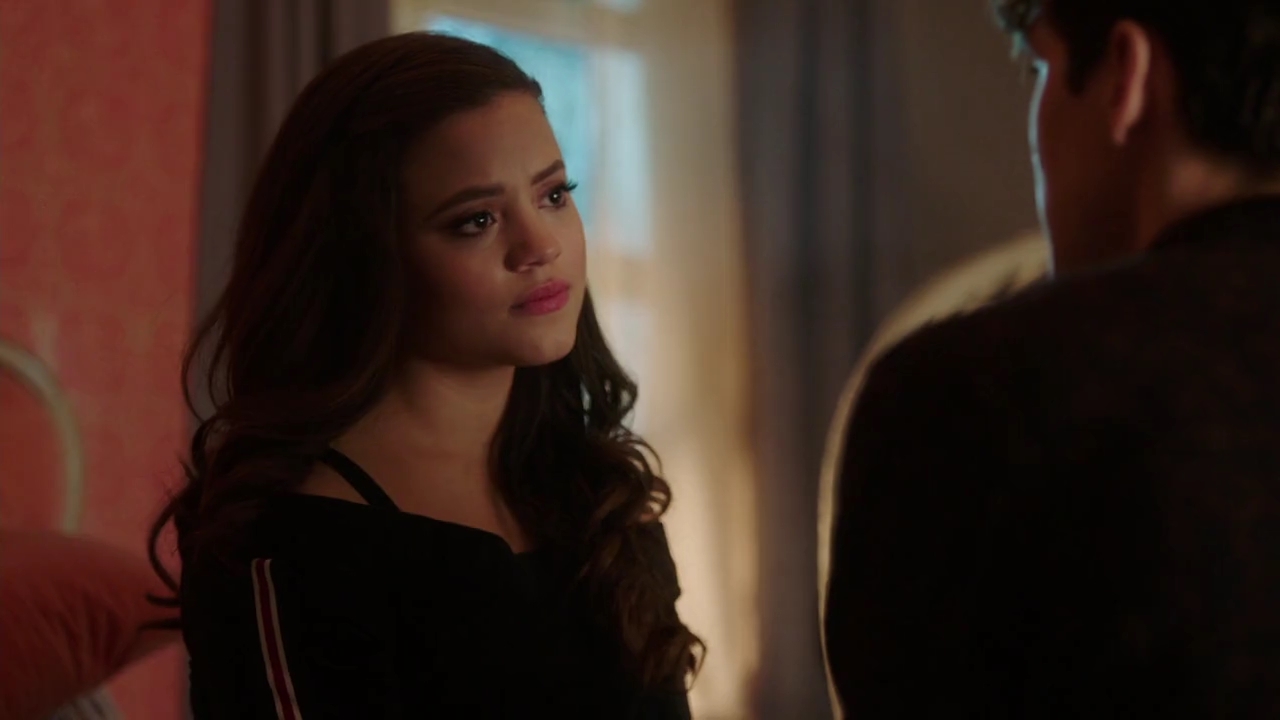 Charmed-Online-dot-nl_Charmed-1x14TouchedByADemon02246.jpg Charmed-Online-dot-nl_Charmed-1x14TouchedByADemon02246.jpg