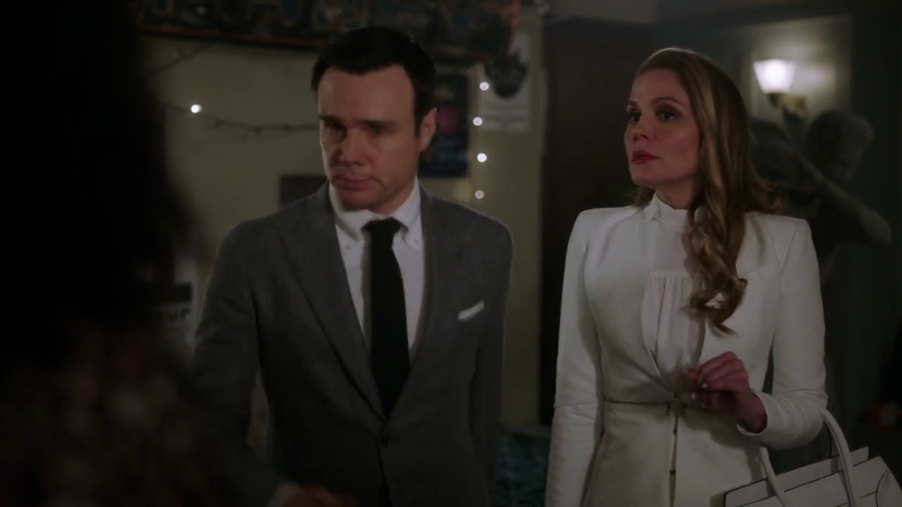 Charmed-Online-dot-nl_Charmed-1x15SwitchesAndStones01736.jpg Charmed-Online-dot-nl_Charmed-1x15SwitchesAndStones01736.jpg