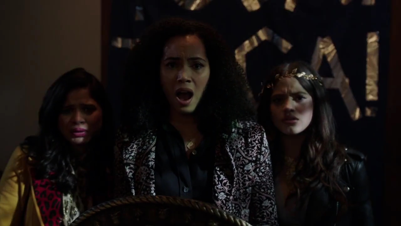 Charmed-Online-dot-nl_Charmed-1x15SwitchesAndStones01848.jpg