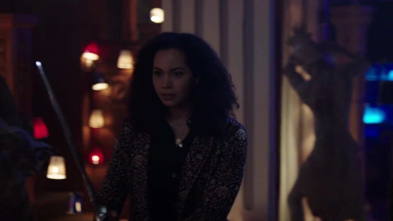 Charmed-Online-dot-nl_Charmed-1x15SwitchesAndStones01941.jpg