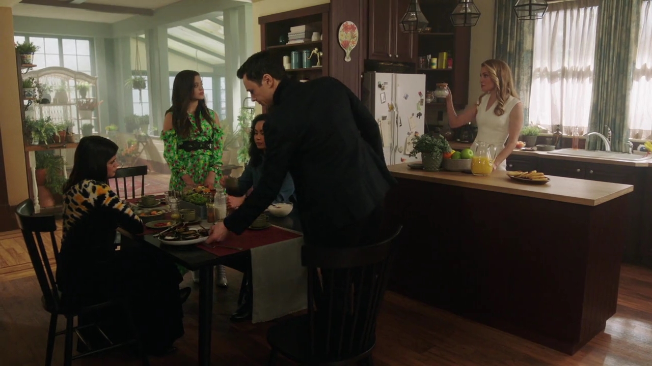 Charmed-Online-dot-nl_Charmed-1x16MementoMori00176.jpg Charmed-Online-dot-nl_Charmed-1x16MementoMori00176.jpg