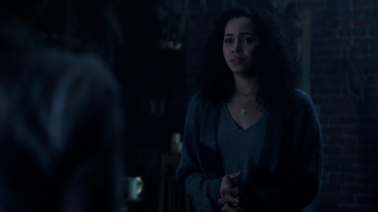 Charmed-Online-dot-nl_Charmed-1x16MementoMori00986.jpg