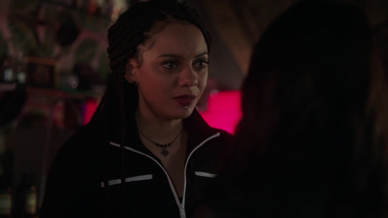 Charmed-Online-dot-nl_Charmed-1x17Surrender00854.jpg Charmed-Online-dot-nl_Charmed-1x17Surrender00854.jpg