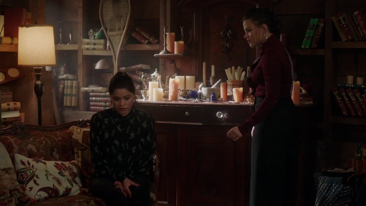 Charmed-Online-dot-nl_Charmed-1x17Surrender01209.jpg Charmed-Online-dot-nl_Charmed-1x17Surrender01209.jpg