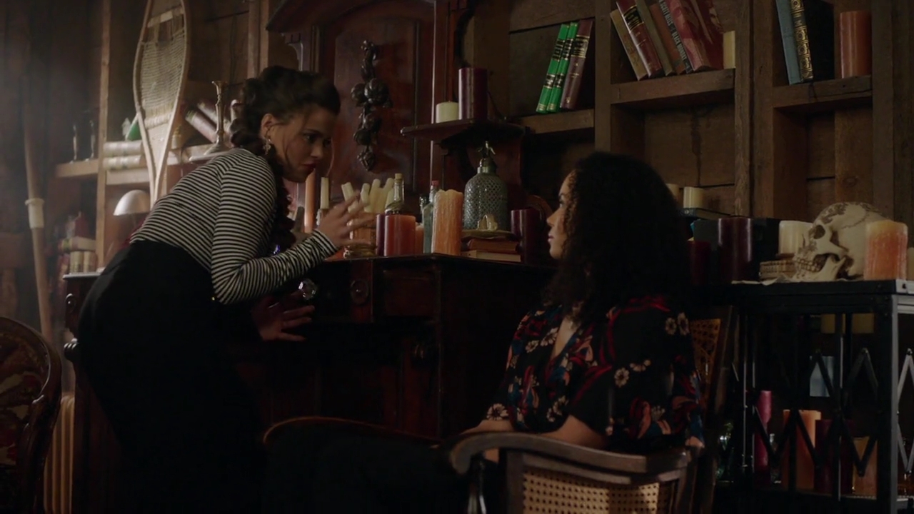 Charmed-Online-dot-nl_Charmed-1x17Surrender01213.jpg Charmed-Online-dot-nl_Charmed-1x17Surrender01213.jpg