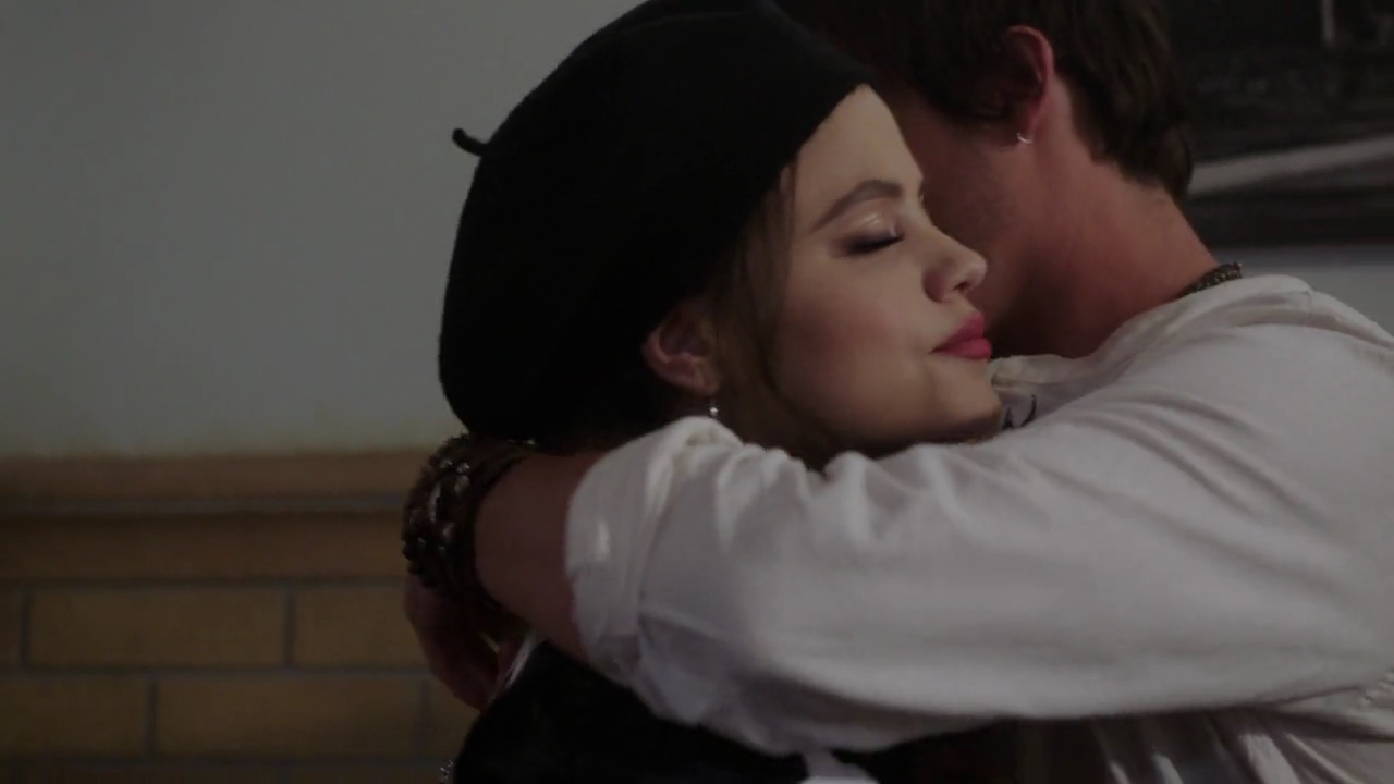 Charmed-Online-dot-nl_Charmed-1x17Surrender01373.jpg Charmed-Online-dot-nl_Charmed-1x17Surrender01373.jpg