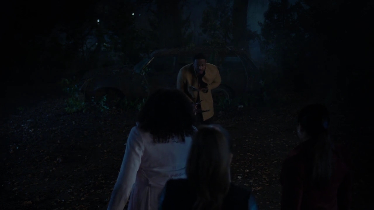 Charmed-Online-dot-nl_Charmed-1x18TheReplacement01627.jpg