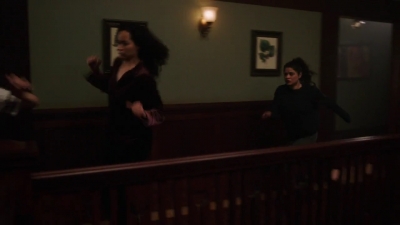 Charmed-Online-dot-nl_Charmed-1x18TheReplacement00105.jpg