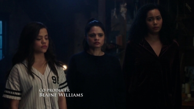 Charmed-Online-dot-nl_Charmed-1x18TheReplacement00170.jpg