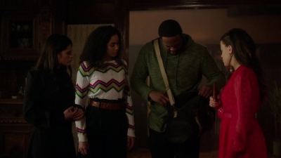 Charmed-Online-dot-nl_Charmed-1x18TheReplacement00609.jpg