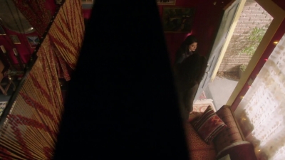 Charmed-Online-dot-nl_Charmed-1x18TheReplacement00677.jpg