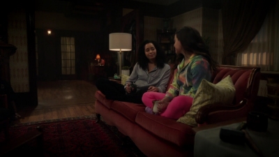 Charmed-Online-dot-nl_Charmed-1x18TheReplacement01079.jpg
