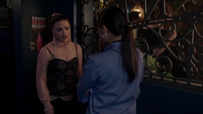 Charmed-Online-dot-nl_Charmed-1x18TheReplacement01254.jpg
