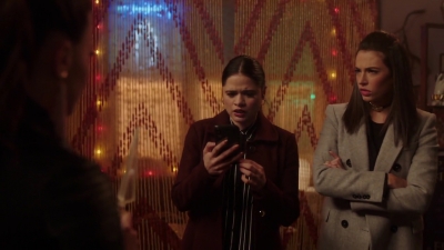 Charmed-Online-dot-nl_Charmed-1x18TheReplacement01473.jpg