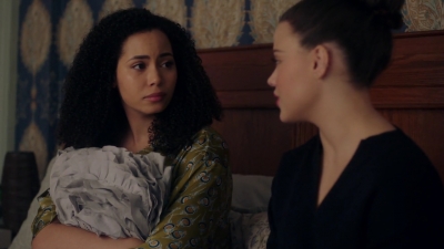 Charmed-Online-dot-nl_Charmed-1x18TheReplacement02093.jpg