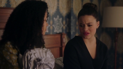 Charmed-Online-dot-nl_Charmed-1x18TheReplacement02098.jpg