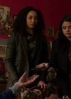 Charmed-Online-dot-nl_Charmed-1x18TheReplacement00654.jpg