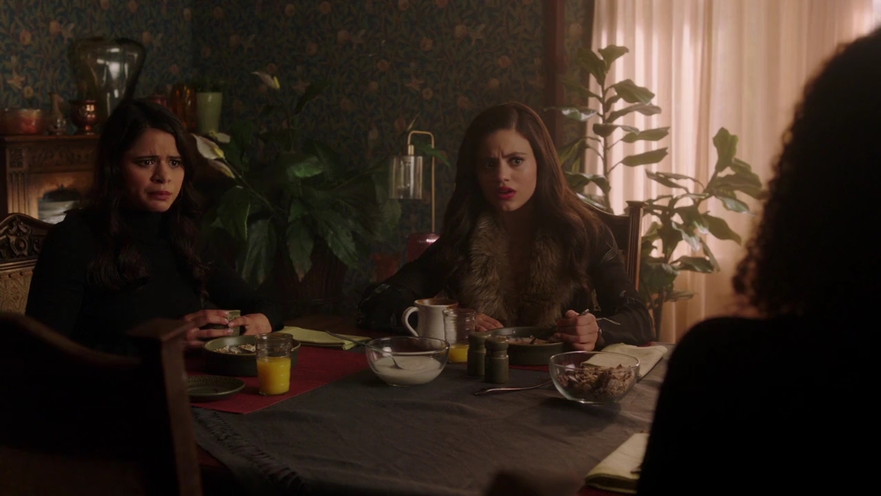 Charmed-Online-dot-nl_Charmed-1x20Ambush00206.jpg Charmed-Online-dot-nl_Charmed-1x20Ambush00206.jpg