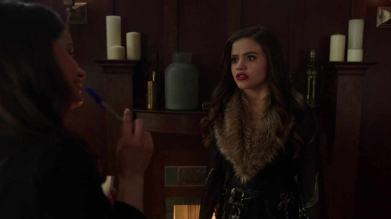 Charmed-Online-dot-nl_Charmed-1x20Ambush00312.jpg Charmed-Online-dot-nl_Charmed-1x20Ambush00312.jpg