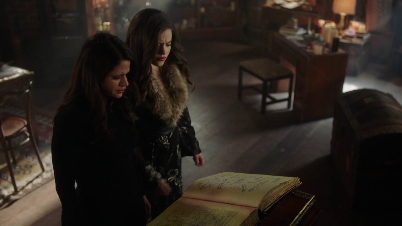 Charmed-Online-dot-nl_Charmed-1x20Ambush00462.jpg Charmed-Online-dot-nl_Charmed-1x20Ambush00462.jpg