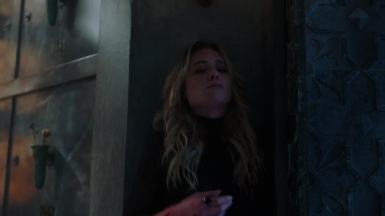 Charmed-Online-dot-nl_Charmed-1x20Ambush00700.jpg Charmed-Online-dot-nl_Charmed-1x20Ambush00700.jpg