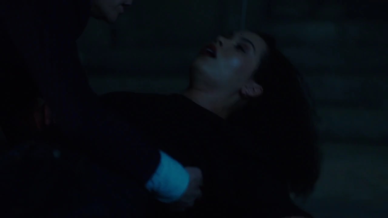 Charmed-Online-dot-nl_Charmed-1x20Ambush00718.jpg Charmed-Online-dot-nl_Charmed-1x20Ambush00718.jpg
