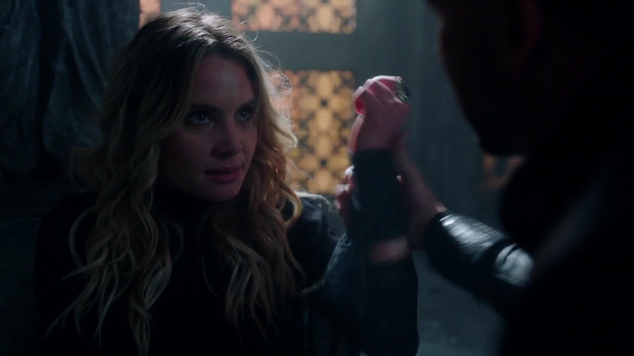 Charmed-Online-dot-nl_Charmed-1x20Ambush00767.jpg Charmed-Online-dot-nl_Charmed-1x20Ambush00767.jpg