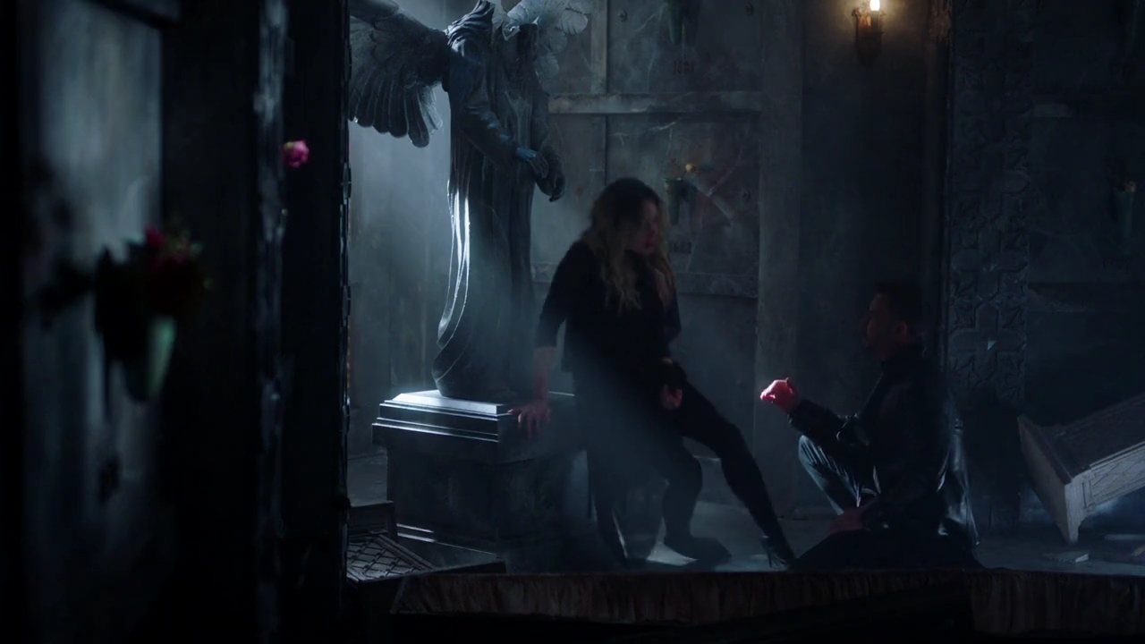 Charmed-Online-dot-nl_Charmed-1x20Ambush00769.jpg Charmed-Online-dot-nl_Charmed-1x20Ambush00769.jpg