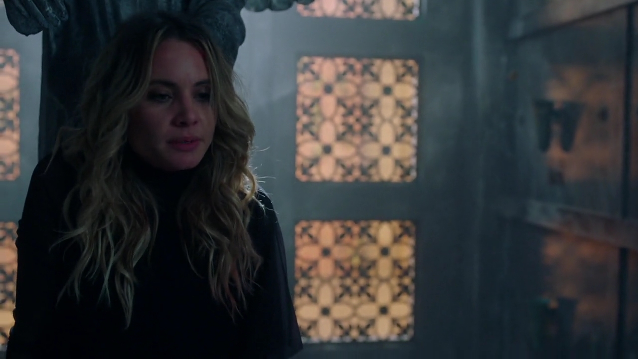 Charmed-Online-dot-nl_Charmed-1x20Ambush00772.jpg Charmed-Online-dot-nl_Charmed-1x20Ambush00772.jpg