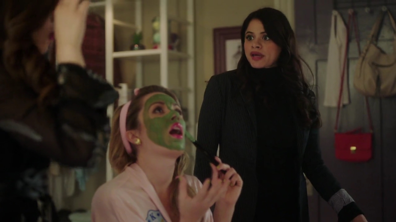 Charmed-Online-dot-nl_Charmed-1x20Ambush00850.jpg Charmed-Online-dot-nl_Charmed-1x20Ambush00850.jpg