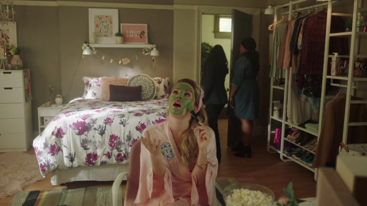 Charmed-Online-dot-nl_Charmed-1x20Ambush00911.jpg Charmed-Online-dot-nl_Charmed-1x20Ambush00911.jpg