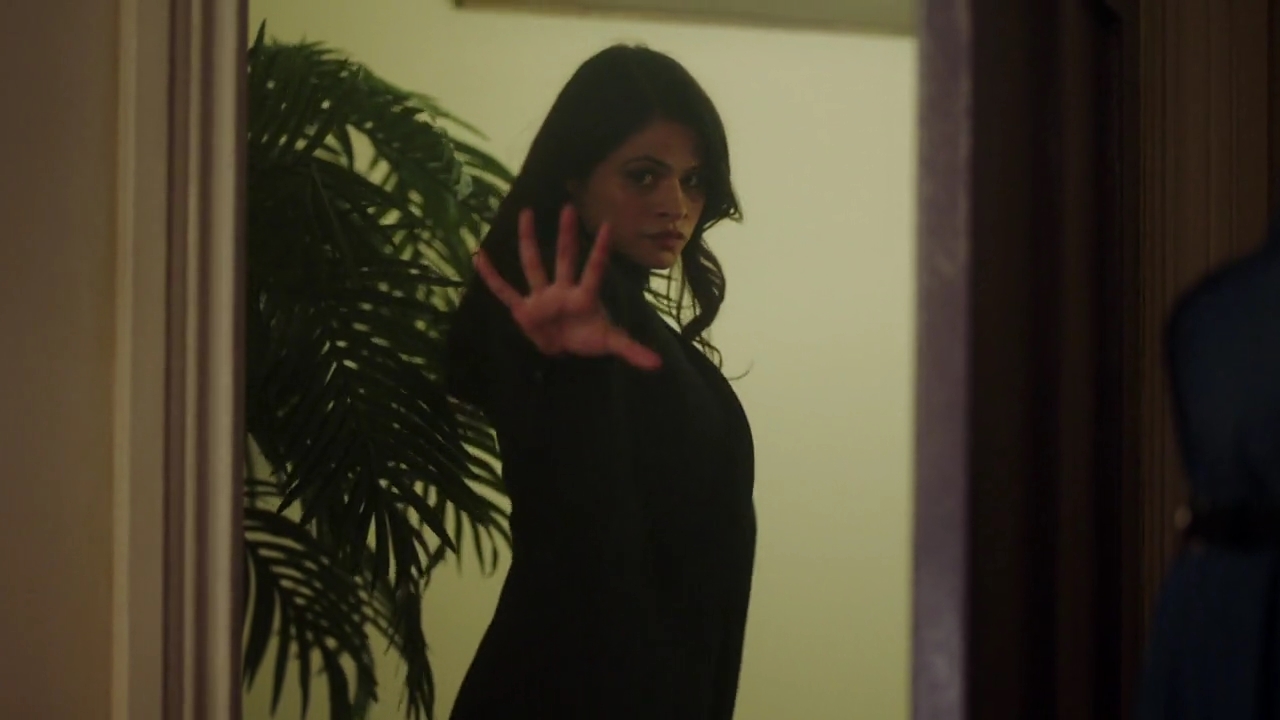 Charmed-Online-dot-nl_Charmed-1x20Ambush00913.jpg Charmed-Online-dot-nl_Charmed-1x20Ambush00913.jpg